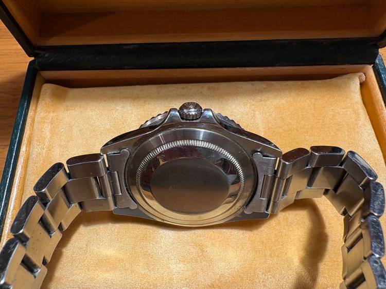 ロレックス GMTマスター 1670（高級時計）の商品画像 - 査定依頼日：2026年3月3日 - 最高査定価格：1,600,000円