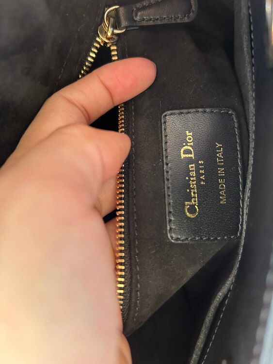 ディオール  （ブランドバッグ）の商品画像 - 査定依頼日：2024年12月25日 - 最高査定価格：200,000円