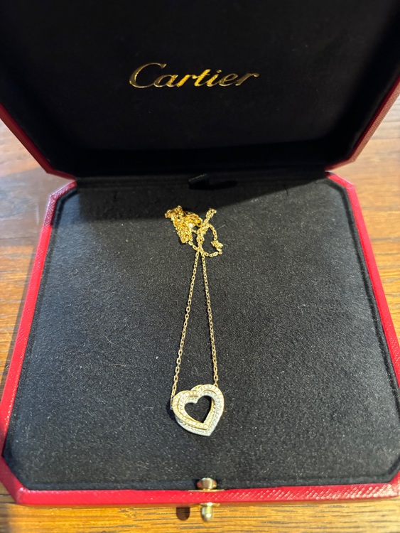 カルティエトリニティハートダイヤネックレス（金・貴金属）の商品画像 - 査定依頼日：2025年11月3日 - 最高査定価格：400,000円