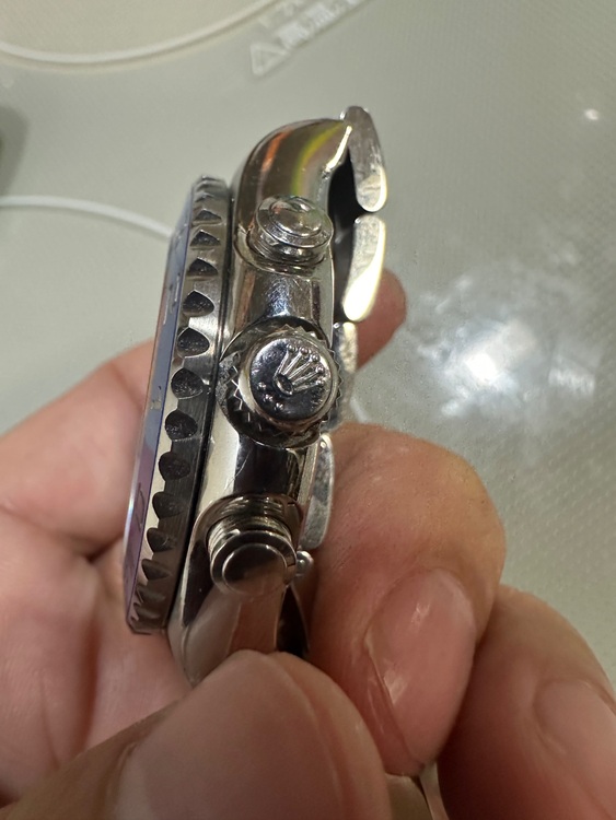 ロレックス ヨットマスター （高級時計）の商品画像 - 査定依頼日：2025年9月30日 - 最高査定価格：2,650,000円