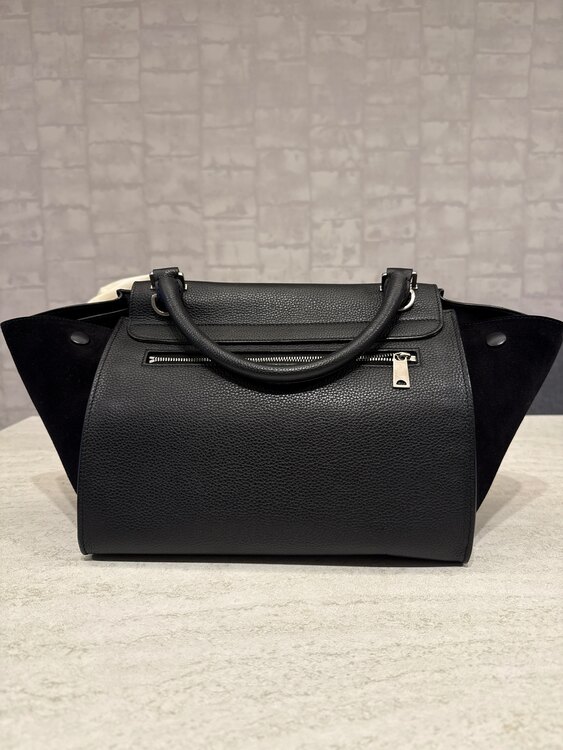 セリーヌ  （ブランドバッグ）の商品画像 - 査定依頼日：2025年3月31日 - 最高査定価格：28,000円