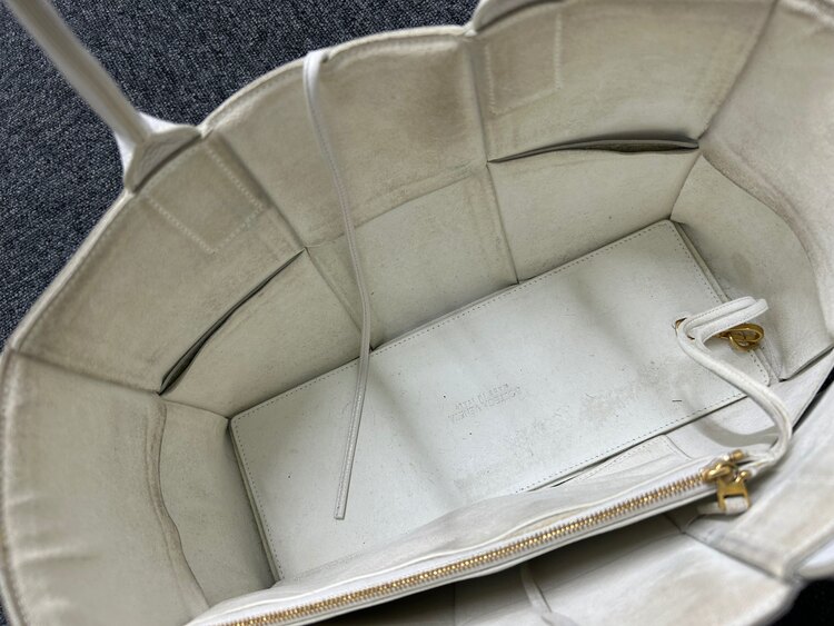 アルコトート　スモール（ブランドバッグ）の商品画像 - 査定依頼日：2025年4月9日 - 最高査定価格：65,000円