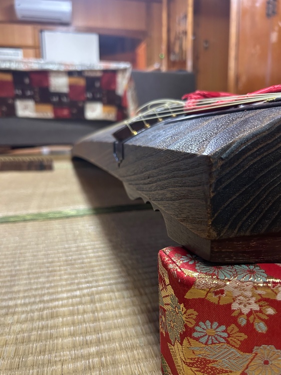 箏（美術品・骨董品）の商品画像 - 査定依頼日：2026年7月21日 - 最高査定価格：5,000円