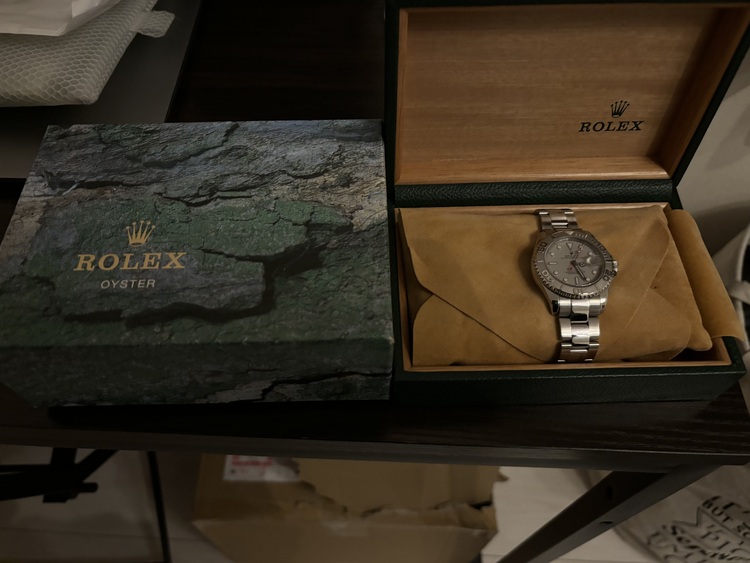 ロレックス ヨットマスター 16862（高級時計）の商品画像 - 査定依頼日：2024年12月16日 - 最高査定価格：920,000円