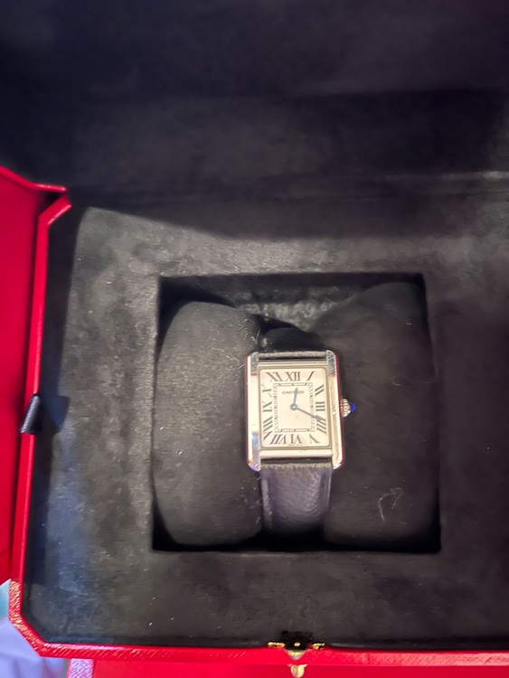 カルティエ タンク ソロSM 003（高級時計）の商品画像 - 査定依頼日：2025年10月25日 - 最高査定価格：500,000円