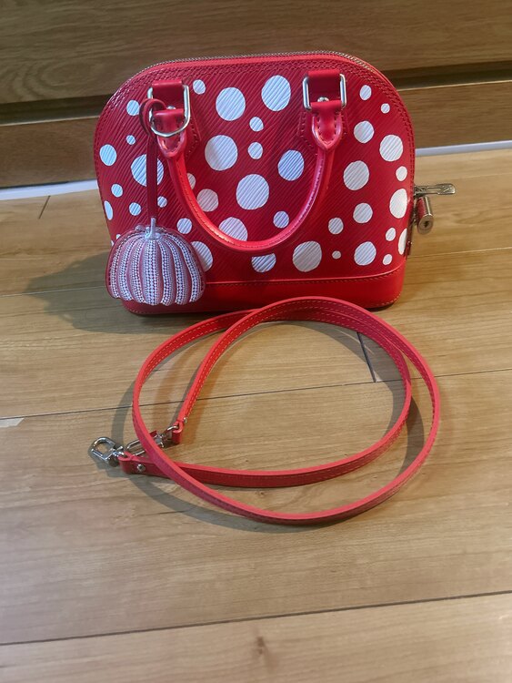 Yayoi Kusama アルマBB（ブランドバッグ）の商品画像 - 査定依頼日：2025年5月8日 - 最高査定価格：200,000円