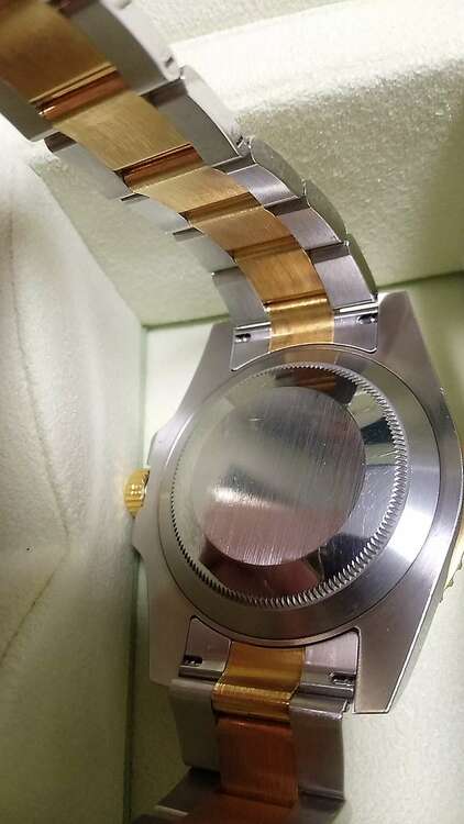 サブマリーナデイト（高級時計）の商品画像 - 査定依頼日：2025年4月20日 - 最高査定価格：2,000,000円