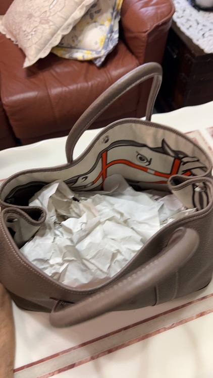 ガーデンパーティー  スティープル　ＭＭ（ブランドバッグ）の商品画像 - 査定依頼日：2025年10月9日 - 最高査定価格：280,000円