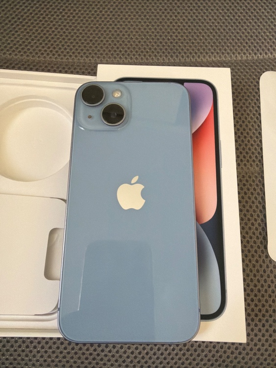 iPhone iPhone 14 256GB Softbank（スマホ）の商品画像 - 査定依頼日：2026年10月13日 - 最高査定価格：51,000円