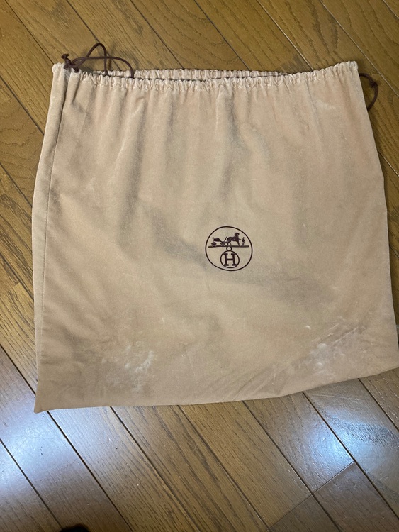 バーキントゴルージュアッシュ35cm（ブランドバッグ）の商品画像 - 査定依頼日：2025年6月23日 - 最高査定価格：1,300,000円