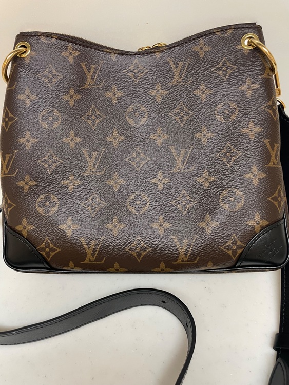 オデオンNM PM  ショルダーバッグ ブラック M45353（ブランドバッグ）の商品画像 - 査定依頼日：2025年7月21日 - 最高査定価格：220,000円