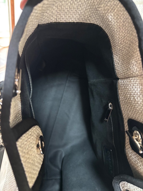 シャネル ココマーク ドーヴィル キャンバス ショルダーバッグ ホワイト（ブランドバッグ）の商品画像 - 査定依頼日：2025年11月15日