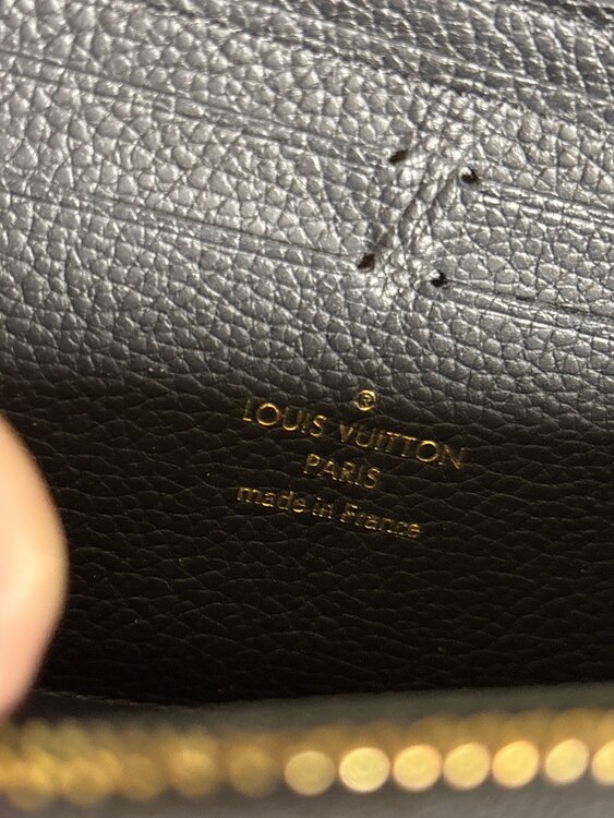 長財布（ブランド財布・小物）の商品画像 - 査定依頼日：2025年1月30日 - 最高査定価格：52,000円