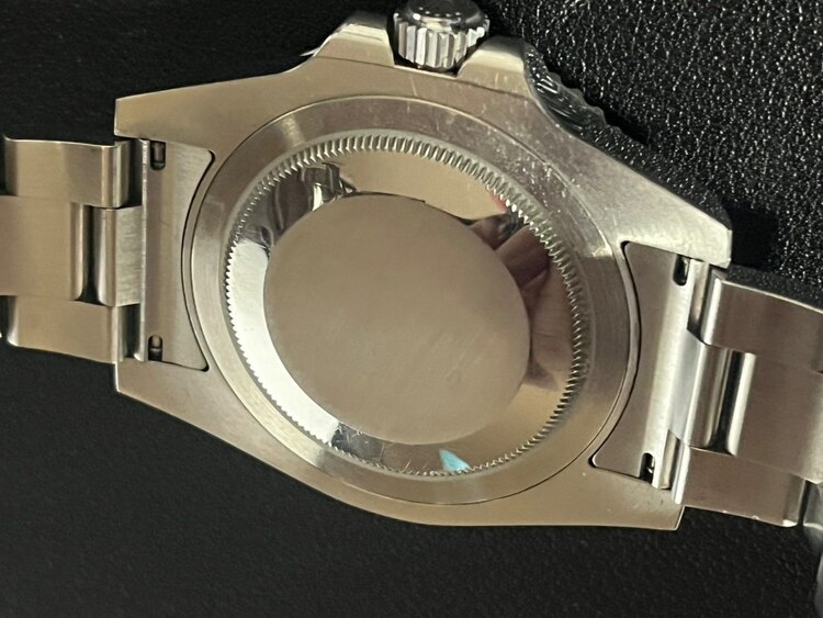 ロレックス GMTマスター 116710Ln（高級時計）の商品画像 - 査定依頼日：2025年3月2日 - 最高査定価格：1,800,000円