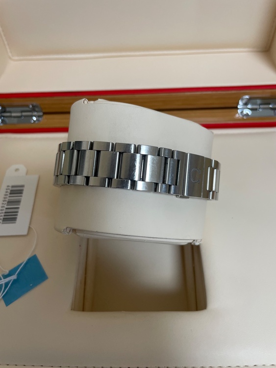 オメガ シーマスター 231.20.39.21.51.003（高級時計）の商品画像 - 査定依頼日：2025年12月6日 - 最高査定価格：600,000円