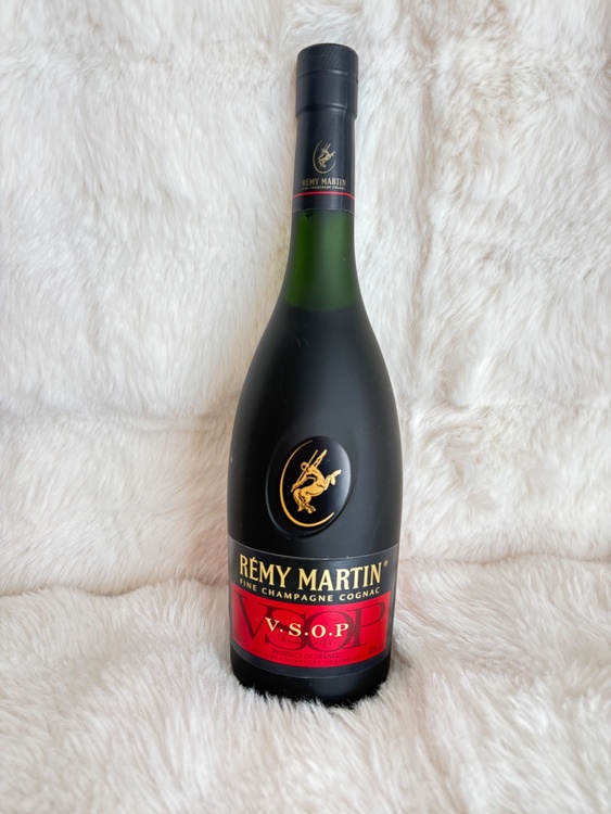 ブランデー レミーマルタン （お酒）の商品画像 - 査定依頼日：2026年1月9日 - 最高査定価格：15,000円