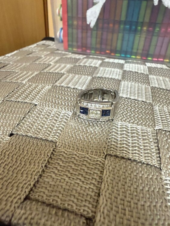 ダイヤモンド入り指輪（金・貴金属）の商品画像 - 査定依頼日：2025年3月30日 - 最高査定価格：40,000円