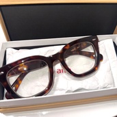 aim vaque dmメガネ（古着・ファッション）の商品画像 - 査定依頼日：2026年3月14日 - 最高査定価格：1,300円