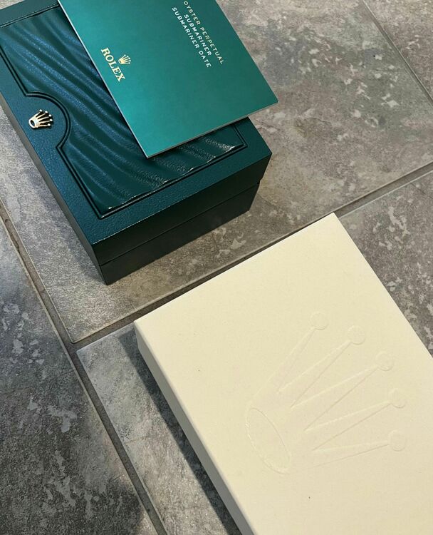 ロレックス サブマリーナー C:\Users\YUSK\Desktop\新しいフォルダー (5)（高級時計）の商品画像 - 査定依頼日：2025年10月13日 - 最高査定価格：1,600,000円