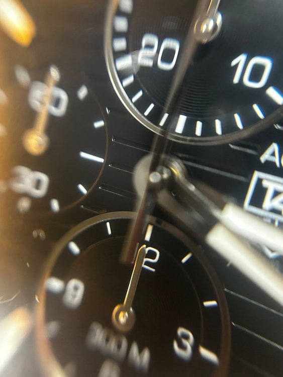 タグホイヤー アクアレーサー cap211（高級時計）の商品画像 - 査定依頼日：2025年6月9日 - 最高査定価格：1,400,000円