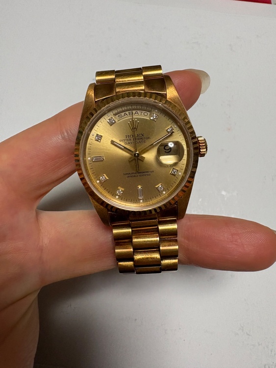 18238（高級時計）の商品画像 - 査定依頼日：2026年3月8日 - 最高査定価格：3,700,000円