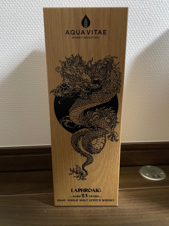 ラフロイグ23年　青龍　1998-2021（お酒）の商品画像 - 査定依頼日：2026年1月19日 - 最高査定価格：70,000円