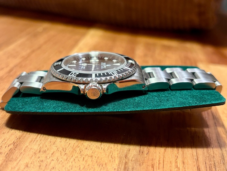 ロレックスサブマリーナ（高級時計）の商品画像 - 査定依頼日：2026年1月10日 - 最高査定価格：1,450,000円