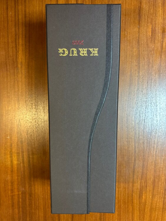 クリュッグ 2000 マグナムボトル（お酒）の商品画像 - 査定依頼日：2025年3月26日 - 最高査定価格：105,000円