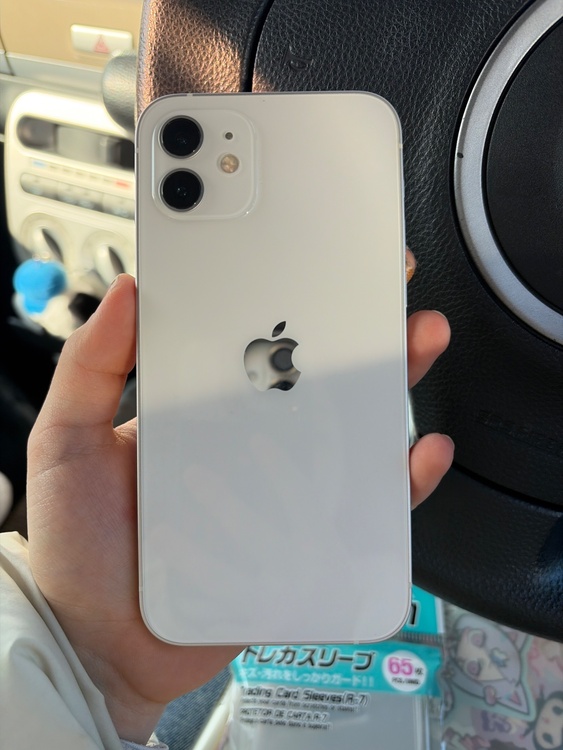 iPhone 12 64GB Softbank（スマホ）の商品画像 - 査定依頼日：2026年2月1日 - 最高査定価格：26,000円