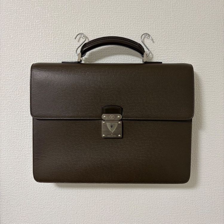 ルイヴィトン タイガ （ブランドバッグ）の商品画像 - 査定依頼日：2026年1月7日 - 最高査定価格：40,000円