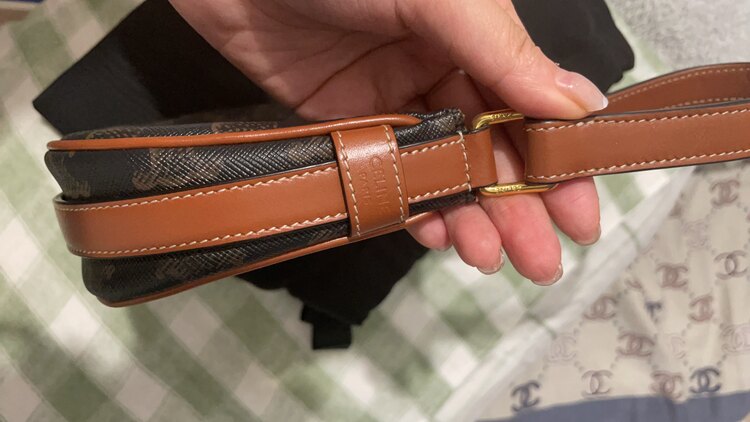 celine バッグ　Ava mini（古着・ファッション）の商品画像 - 査定依頼日：2025年6月2日 - 最高査定価格：120,000円