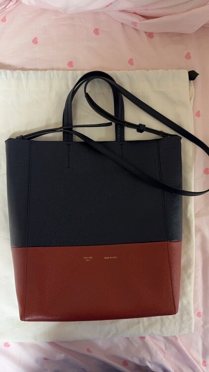 セリーヌ カバ（ブランドバッグ）の商品画像 - 査定依頼日：2025年4月24日 - 最高査定価格：70,000円