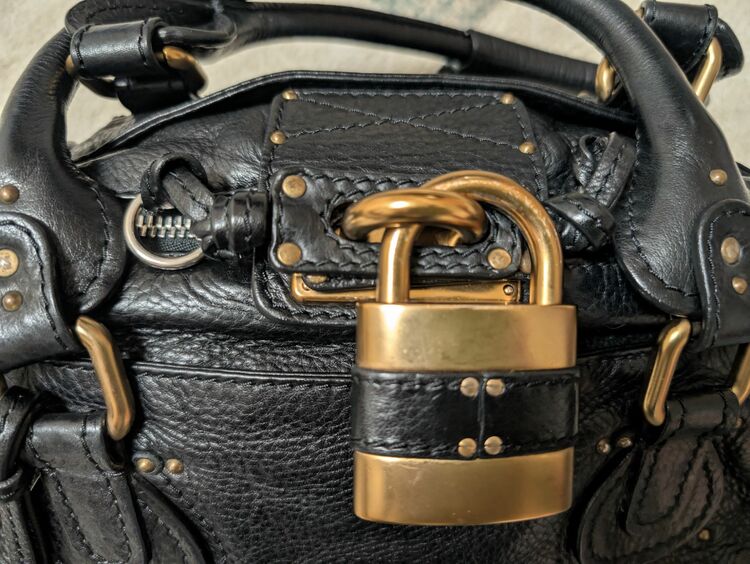 パディントン レザー ハンドバッグ ブラック（ブランドバッグ）の商品画像 - 査定依頼日：2025年6月19日 - 最高査定価格：60,000円