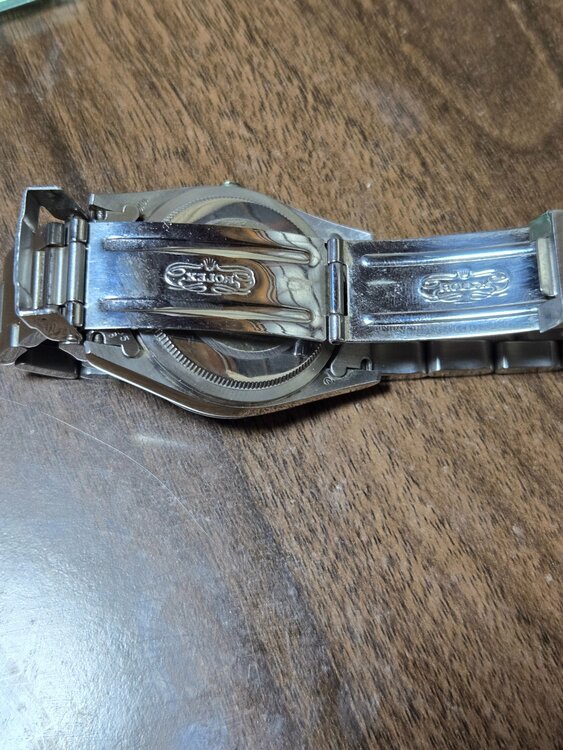 ロレックス エクスプローラー （高級時計）の商品画像 - 査定依頼日：2026年1月10日 - 最高査定価格：1,000,000円