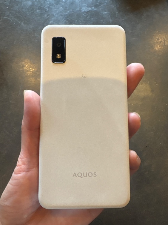 SHARP AQUOS wish3（スマホ）の商品画像 - 査定依頼日：2026年9月13日 - 最高査定価格：4,500円
