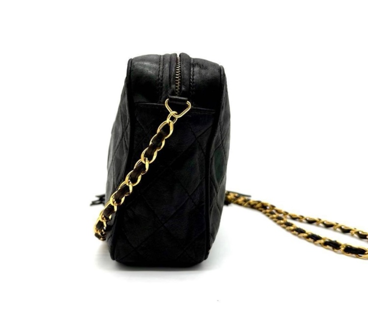 CHANEL  フリンジチェーンショルダー（ブランドバッグ）の商品画像 - 査定依頼日：2025年9月30日 - 最高査定価格：50,000円