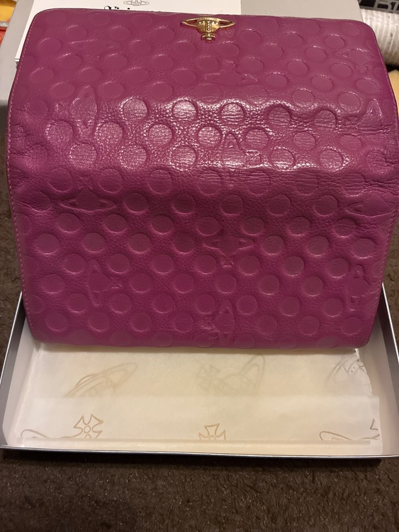 TIPO PELLE POLKA DOT113（ブランド財布・小物）の商品画像 - 査定依頼日：2025年12月7日 - 最高査定価格：100,000円