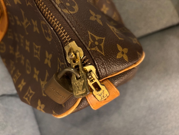 キーポル　M41428（ブランドバッグ）の商品画像 - 査定依頼日：2025年11月2日 - 最高査定価格：55,000円