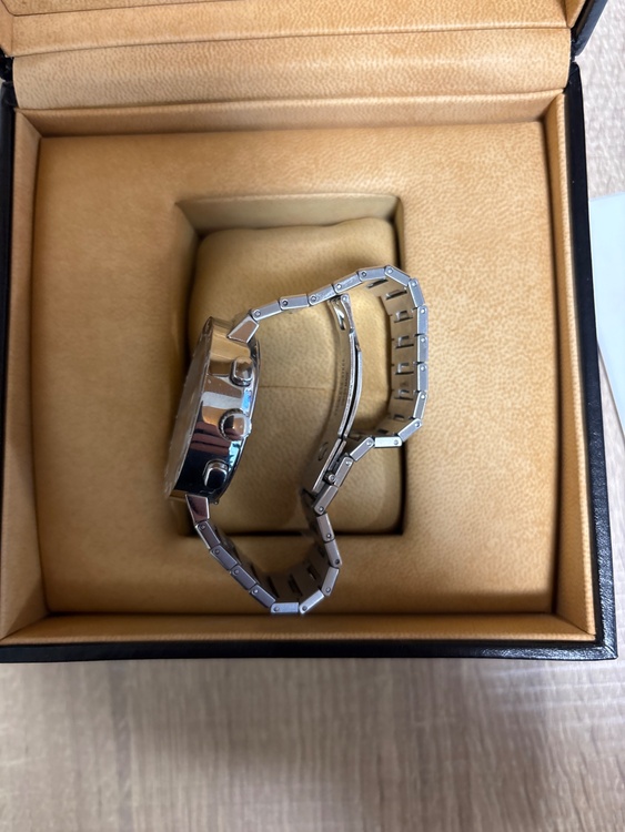 ブルガリ ブルガリブルガリ （高級時計）の商品画像 - 査定依頼日：2026年3月3日 - 最高査定価格：200,000円