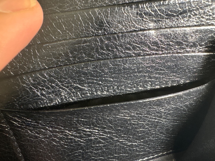 バレンシアガ  （ブランドバッグ）の商品画像 - 査定依頼日：2025年12月13日 - 最高査定価格：27,000円