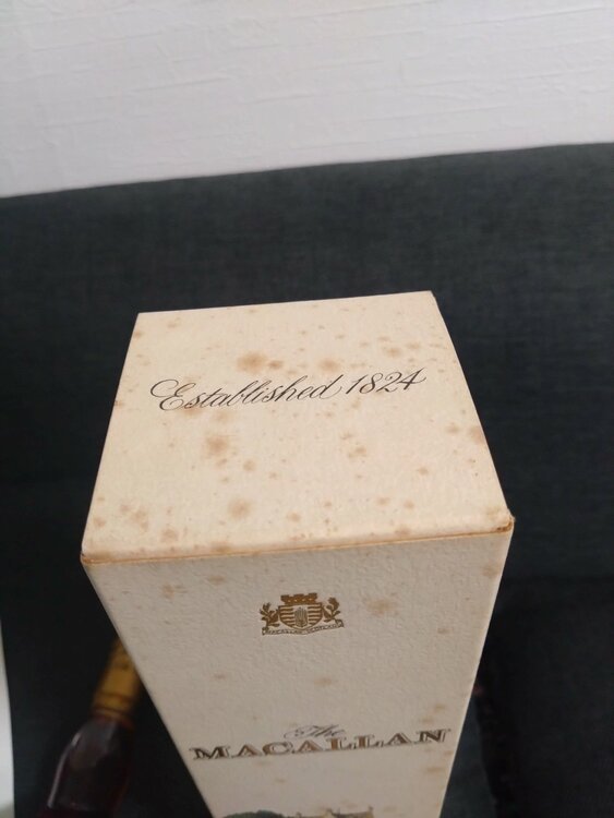 ザ・マッカラン12年（お酒）の商品画像 - 査定依頼日：2025年12月15日 - 最高査定価格：85,000円