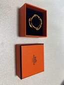 スカーフリング（ブランド財布・小物）の商品画像 - 査定依頼日：2025年12月21日 - 最高査定価格：3,100円