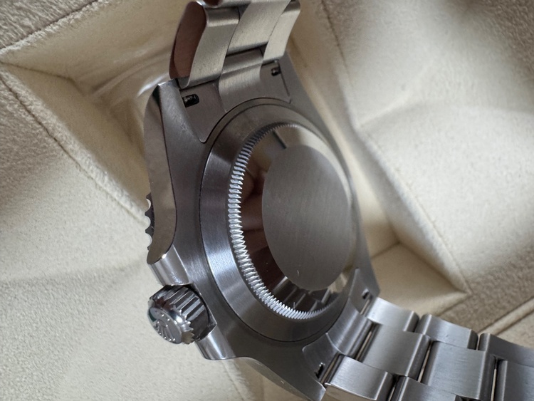 ロレックス サブマリーナー 126610L（高級時計）の商品画像 - 査定依頼日：2026年1月25日 - 最高査定価格：2,450,000円