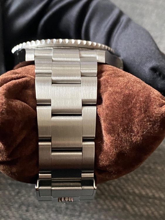 デイトジャスト41 ミントグリーン　フルテッドベゼル　オイスターブレス（高級時計）の商品画像 - 査定依頼日：2025年9月11日 - 最高査定価格：2,150,000円