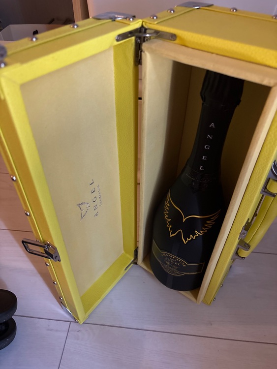 シャンパン シャンパン(その他) （お酒）の商品画像 - 査定依頼日：2025年8月8日 - 最高査定価格：30,000円