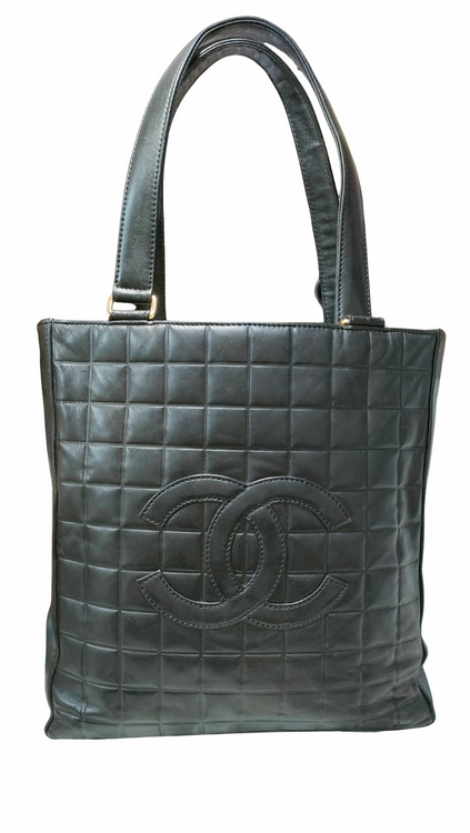 シャネル　ラムスキン　チョコバー　トートバッグ（ブランドバッグ）の商品画像 - 査定依頼日：2025年9月10日 - 最高査定価格：100,000円