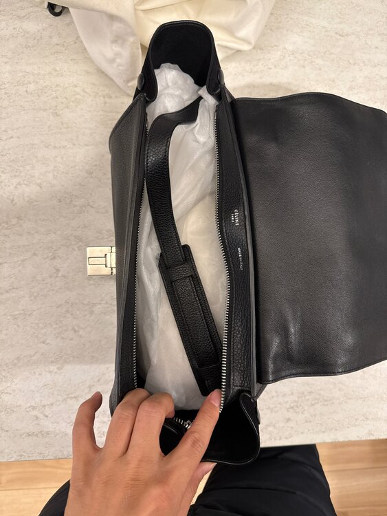 セリーヌ  （ブランドバッグ）の商品画像 - 査定依頼日：2025年3月31日 - 最高査定価格：28,000円