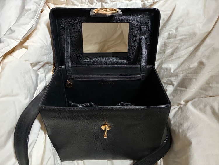 シャネル シャネル(その他) （ブランドバッグ）の商品画像 - 査定依頼日：2026年3月7日 - 最高査定価格：250,000円