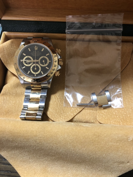 16523（高級時計）の商品画像 - 査定依頼日：2022年4月2日 - 最高査定価格：2,350,000円