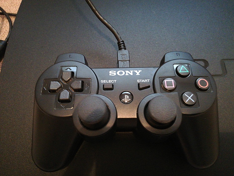 Playstation3（ゲーム機本体・ゲームソフト）の商品画像 - 査定依頼日：2020年5月16日 - 最高査定価格：3,000円